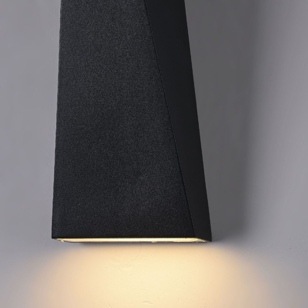 уличный настенный светодиодный светильник maytoni times square o580wl-l6b