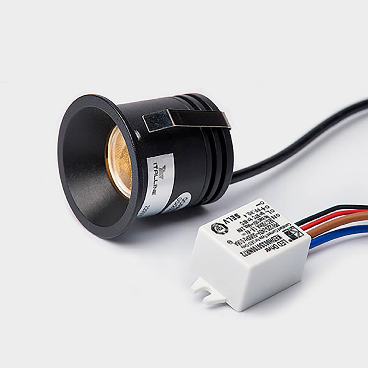 встраиваемый светильник italline dl 3027 black
