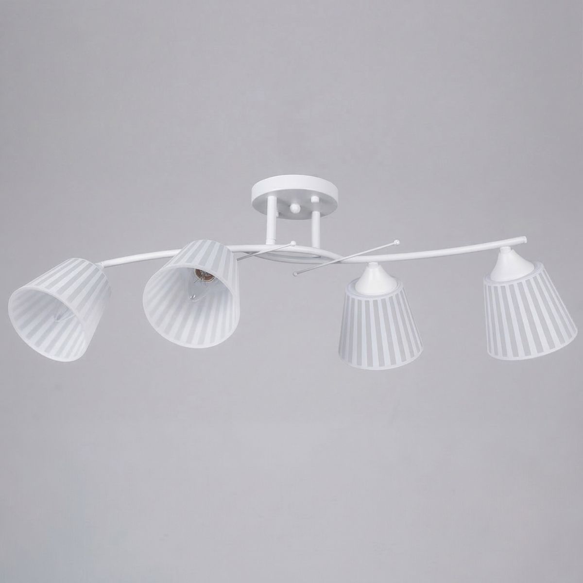 потолочная люстра reluce 82460-0.3-04 wh