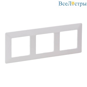 Рамка 3-постовая Legrand Valena Life Белая 754003