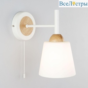 Бра Eurosvet Fresco 70085/1 белый