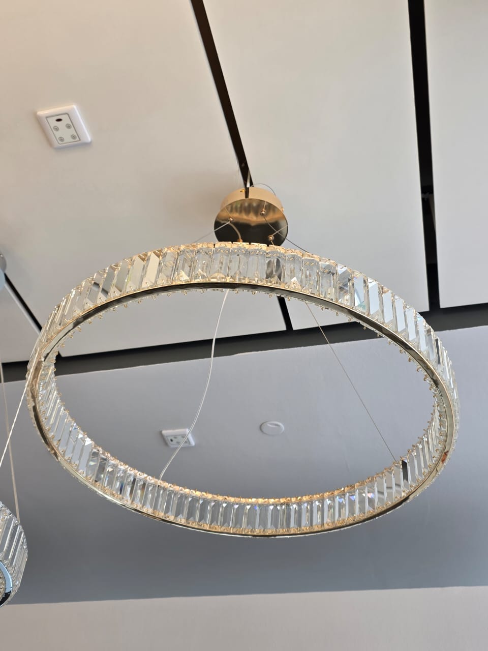 подвесной светодиодный светильник odeon light vekia 5015/45l