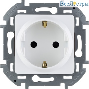 Розетка с/з со шторками Legrand Inspiria 673730