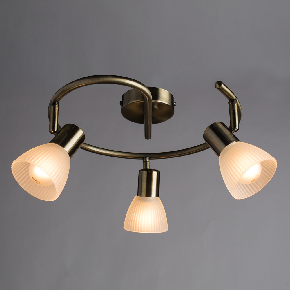 Parry Arte Lamp