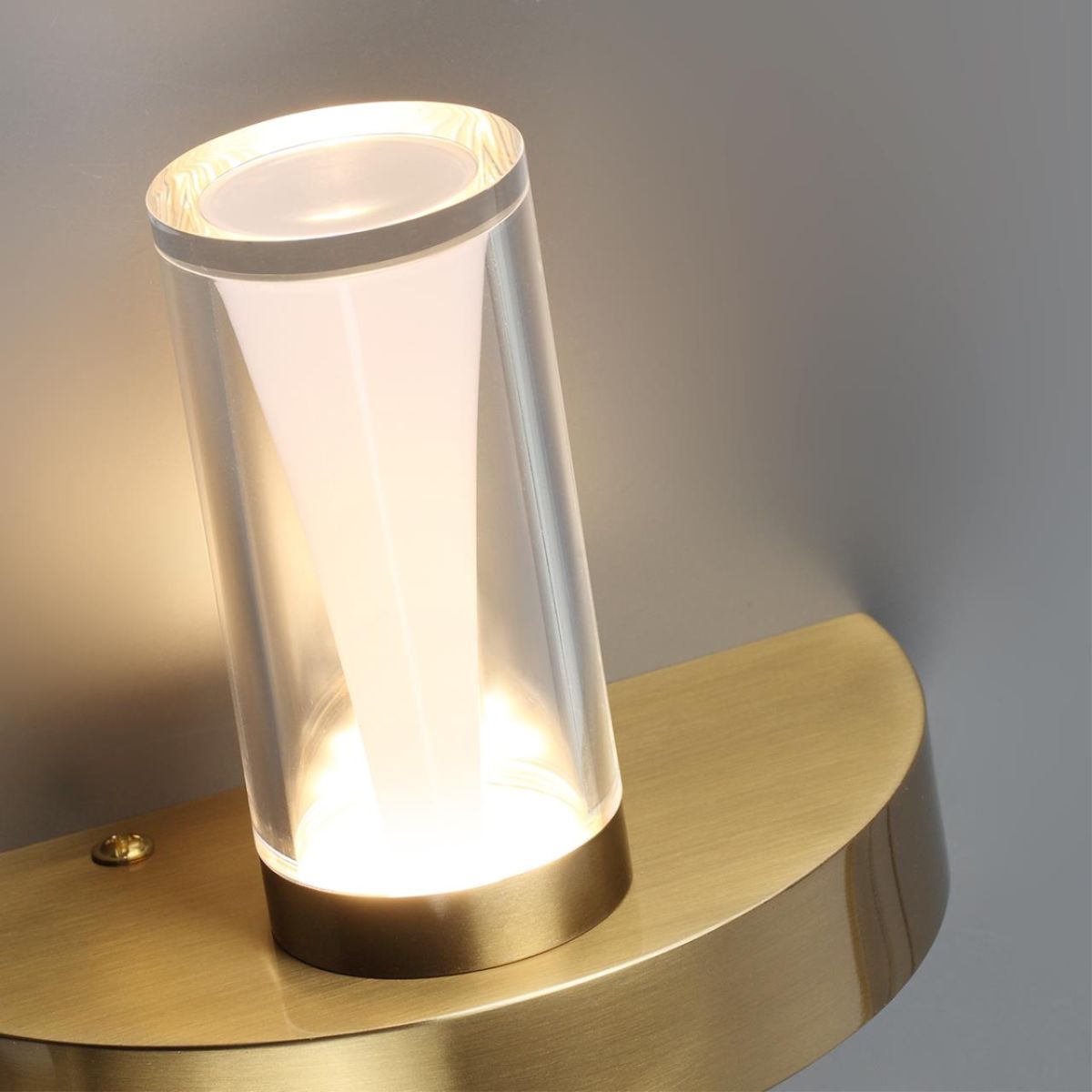 настенный светильник odeon light hightech defance 7144/5wl