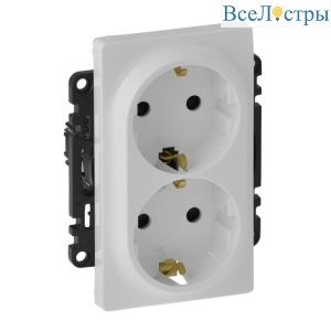 Розетка двойная Legrand Valena Life 16A 250V с/з со шторками безвинтовой зажим белая 753426