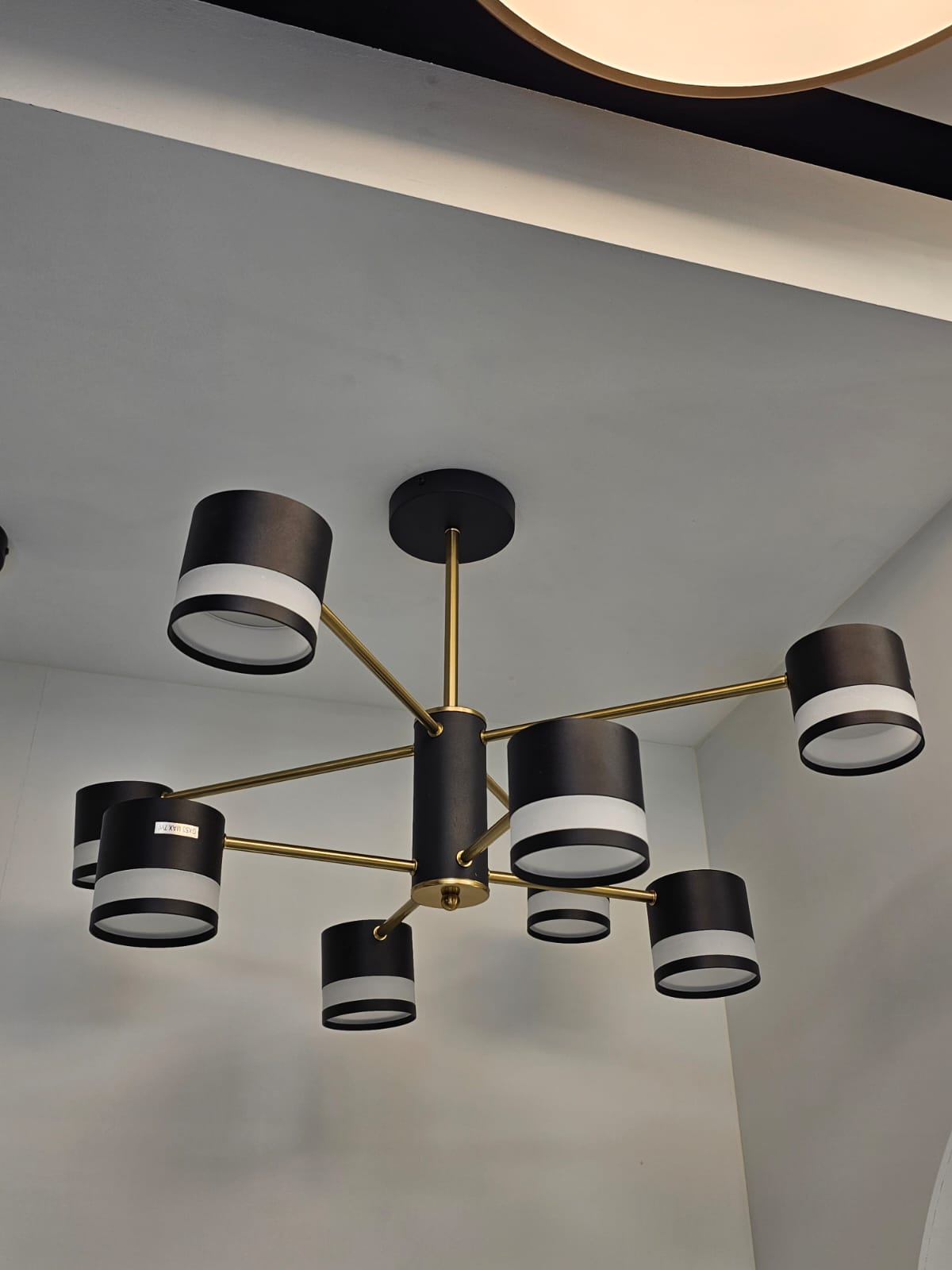 люстра на штанге lumion lanika 8240/8c