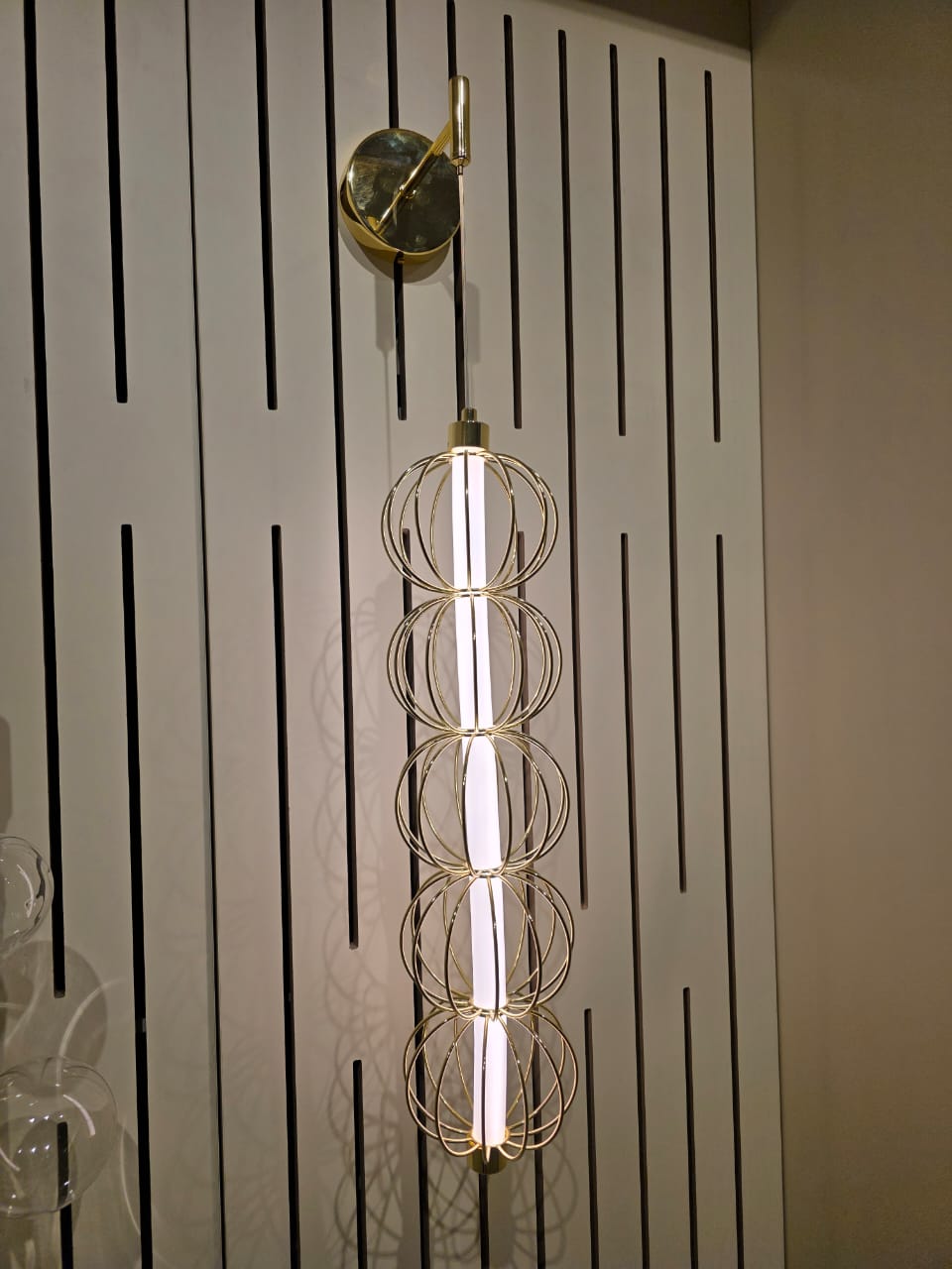 бра maytoni golden cage mod216wl-l10g3k