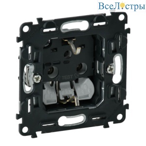 Розетка Legrand Valena Мех In Matic 16A 250V с/з безвинтовой зажим 753021