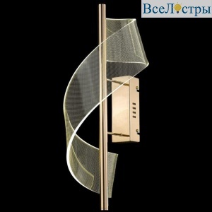 Настенный светильник Wertmark Hilda WE452.01.301