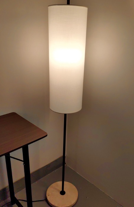 торшер maytoni glamping mod437fl-01b