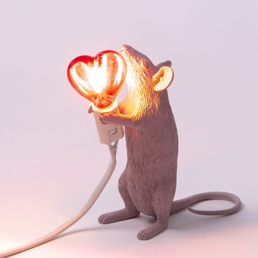 настольная лампа mouse lamp love edition usb seletti