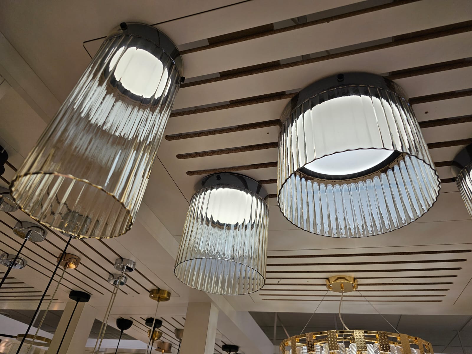 потолочный светильник odeon light pillari 5047/10lc