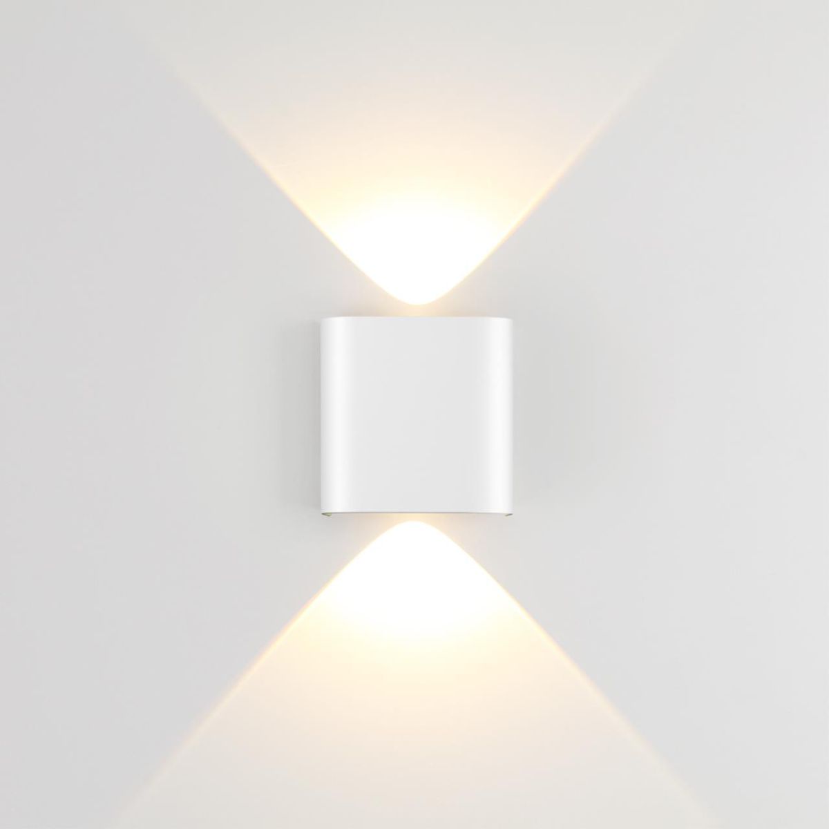 настенный светильник odeon light hightech magnum 7192/2wl