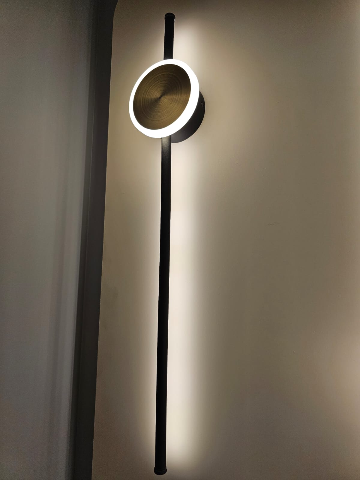 настенный светодиодный светильник odeon light hightech stilo 4256/18wl
