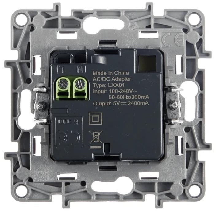 зарядка usb a-c legrand etika белый 672236
