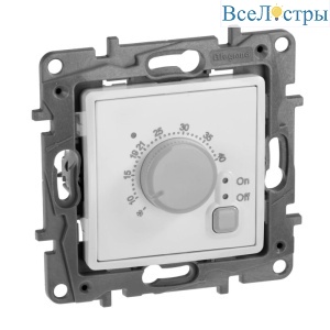 Термостат Legrand Etika с внешним датчиком для тёплых полов белый 672230