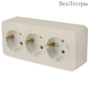 Розетка тройная 2P+PE Stekker София слоновая кость MST16-13-04 49501