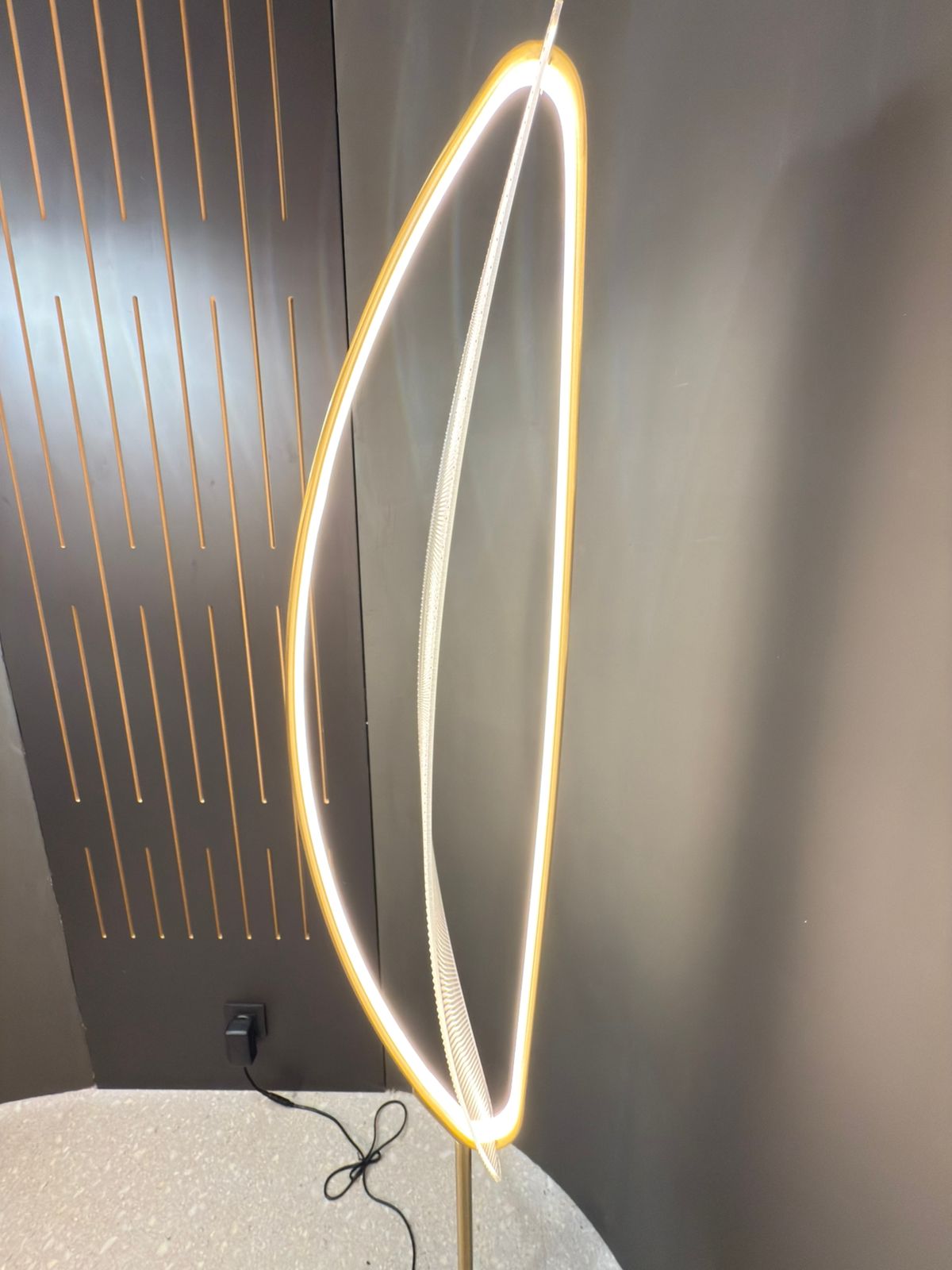 настольная лампа maytoni breeze mod281tl-l15bs3k