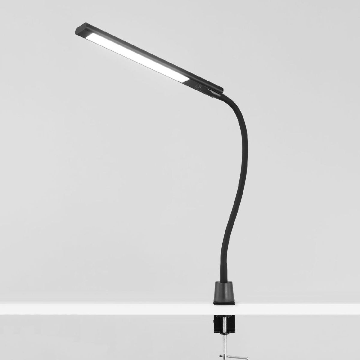 настольная лампа citilux рио cl803091n