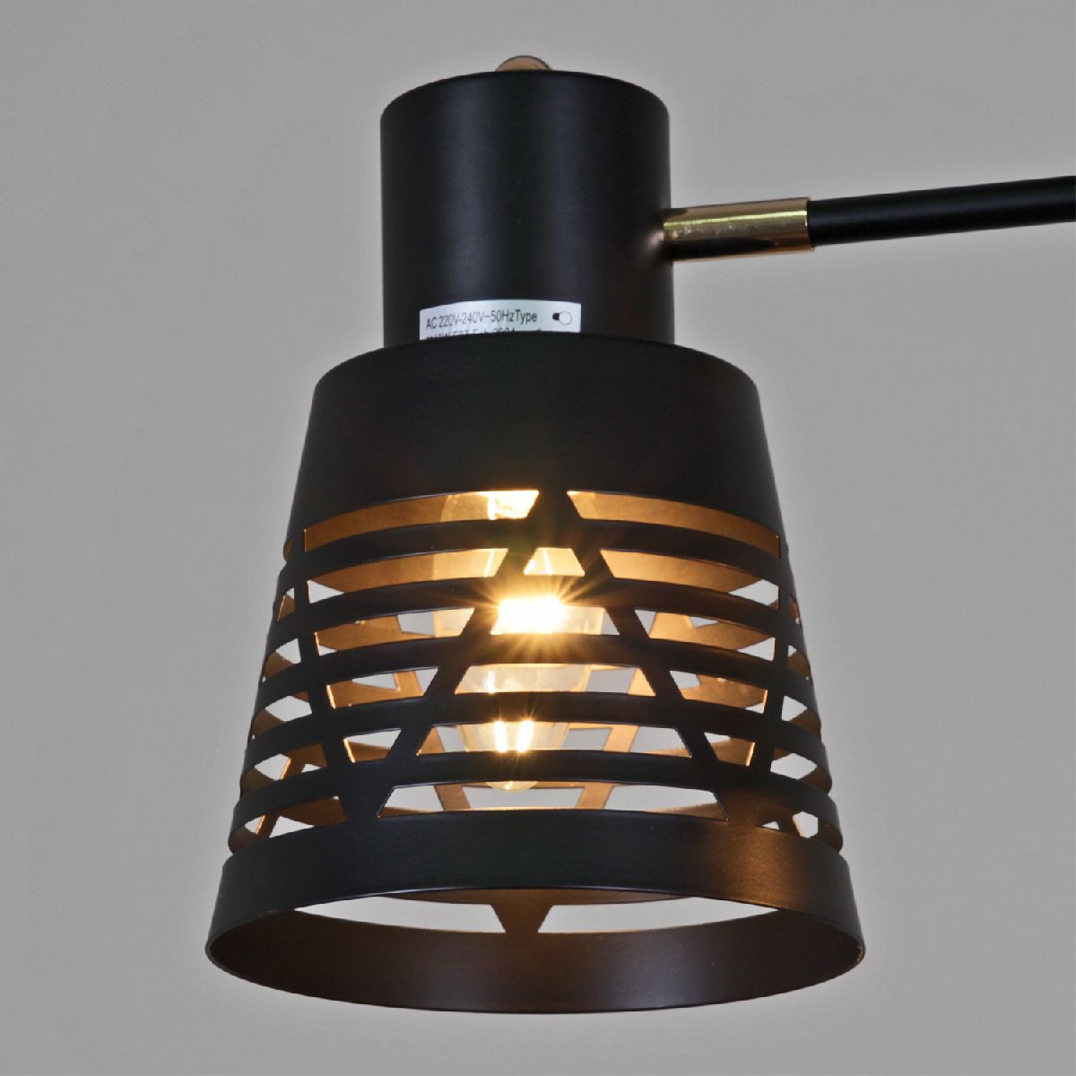 потолочная люстра reluce 06074-3.3-04 bk+fg