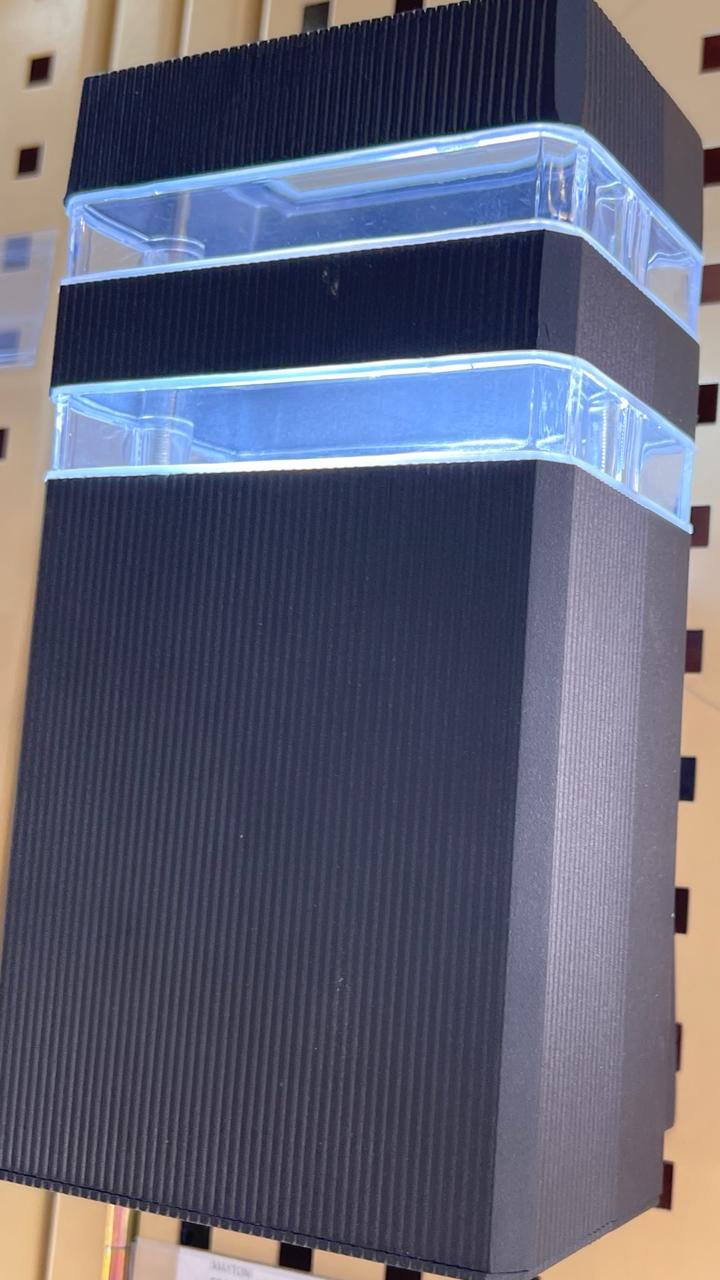 уличный настенный светильник maytoni unter den linden o578wl-01b