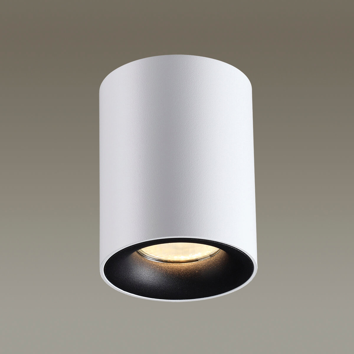 потолочный светильник odeon light tuborino 3569/1c