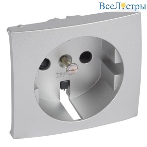 Лицевая панель Legrand Valena розетки 2К+З со шторками алюминий 770257