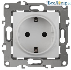 Розетка ЭРА 12 2P E Schuko со шторками 16A 250V 12-2102-01 Б0014687