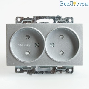 Розетка двойная 2P Stekker Катрин со шторками серебро GLS10-7113-03 39583