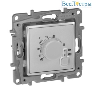Термостат Legrand Etika с внешним датчиком для тёплых полов алюминий 672430