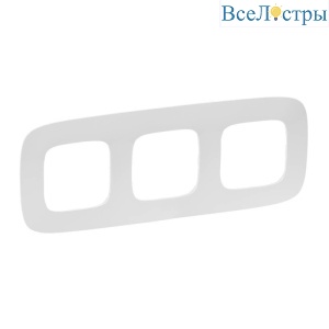 Рамка 3-постовая Legrand Valena Allure Белая 754303