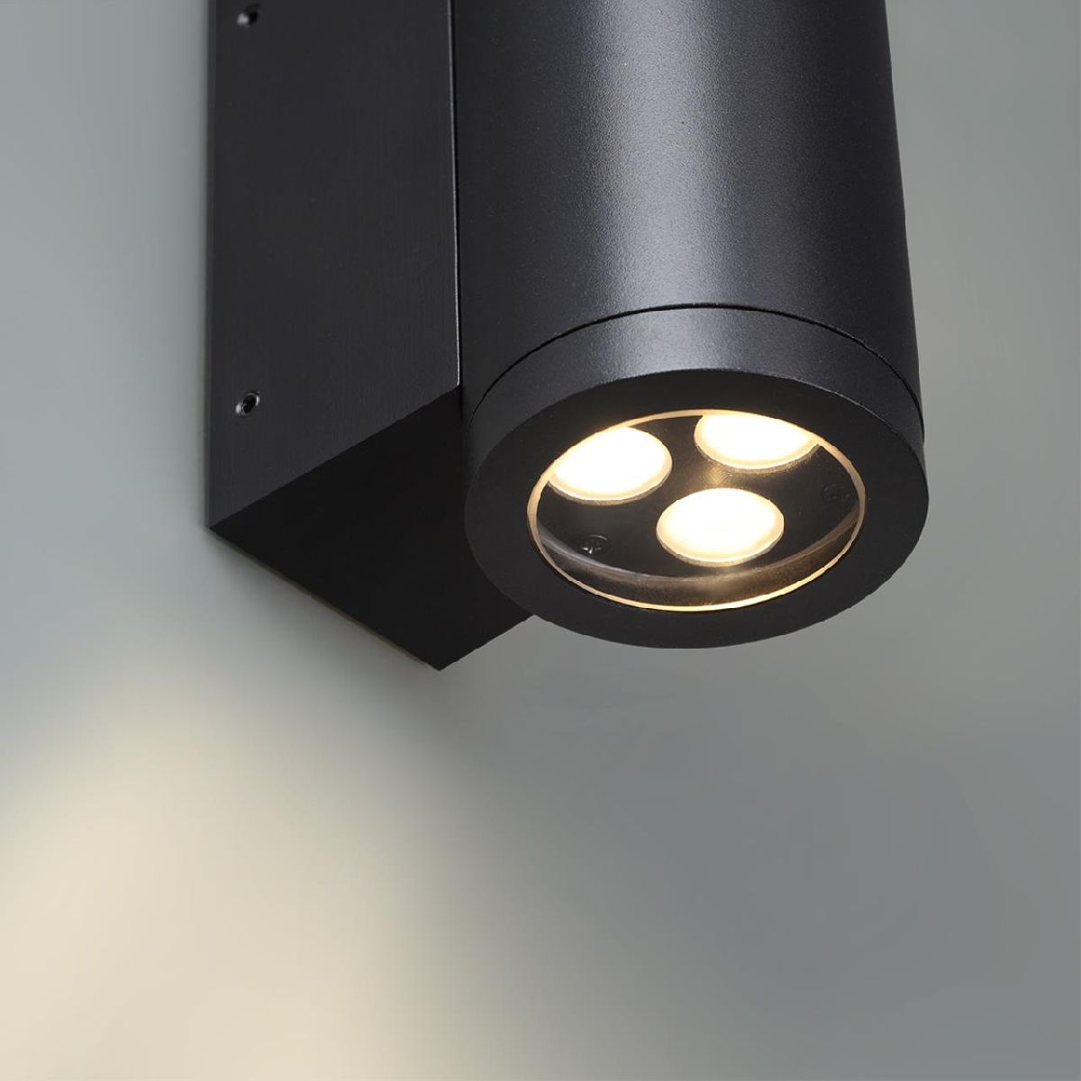 уличный настенный светильник odeon light long 7071/7wl