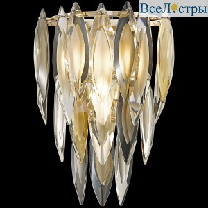 Настенный светильник Wertmark Orlanda WE144.03.301