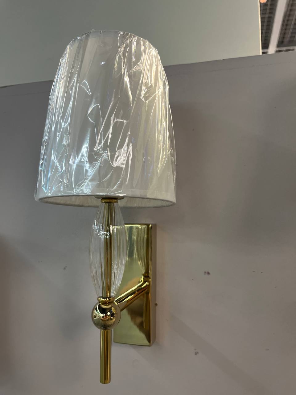 бра newport chelsy 4371/a gold м0070443