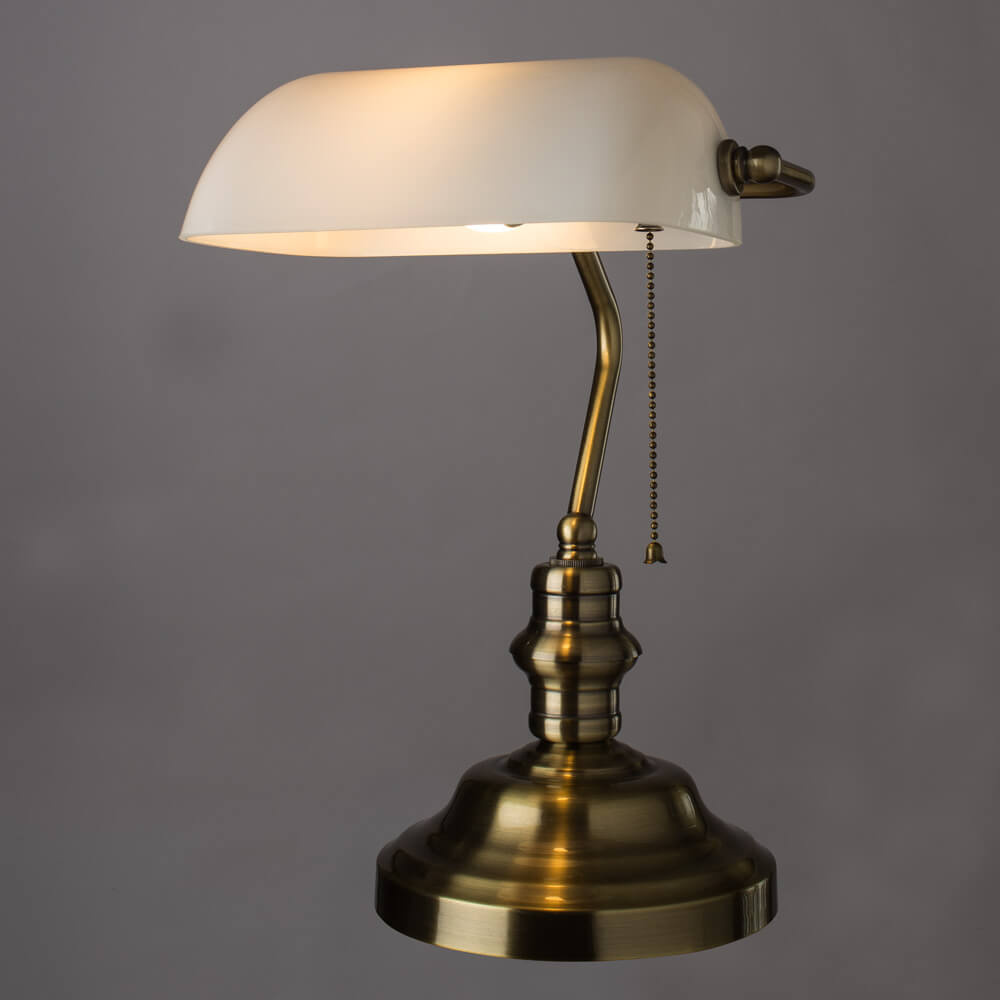 настольная лампа arte lamp banker a2493lt-1ab