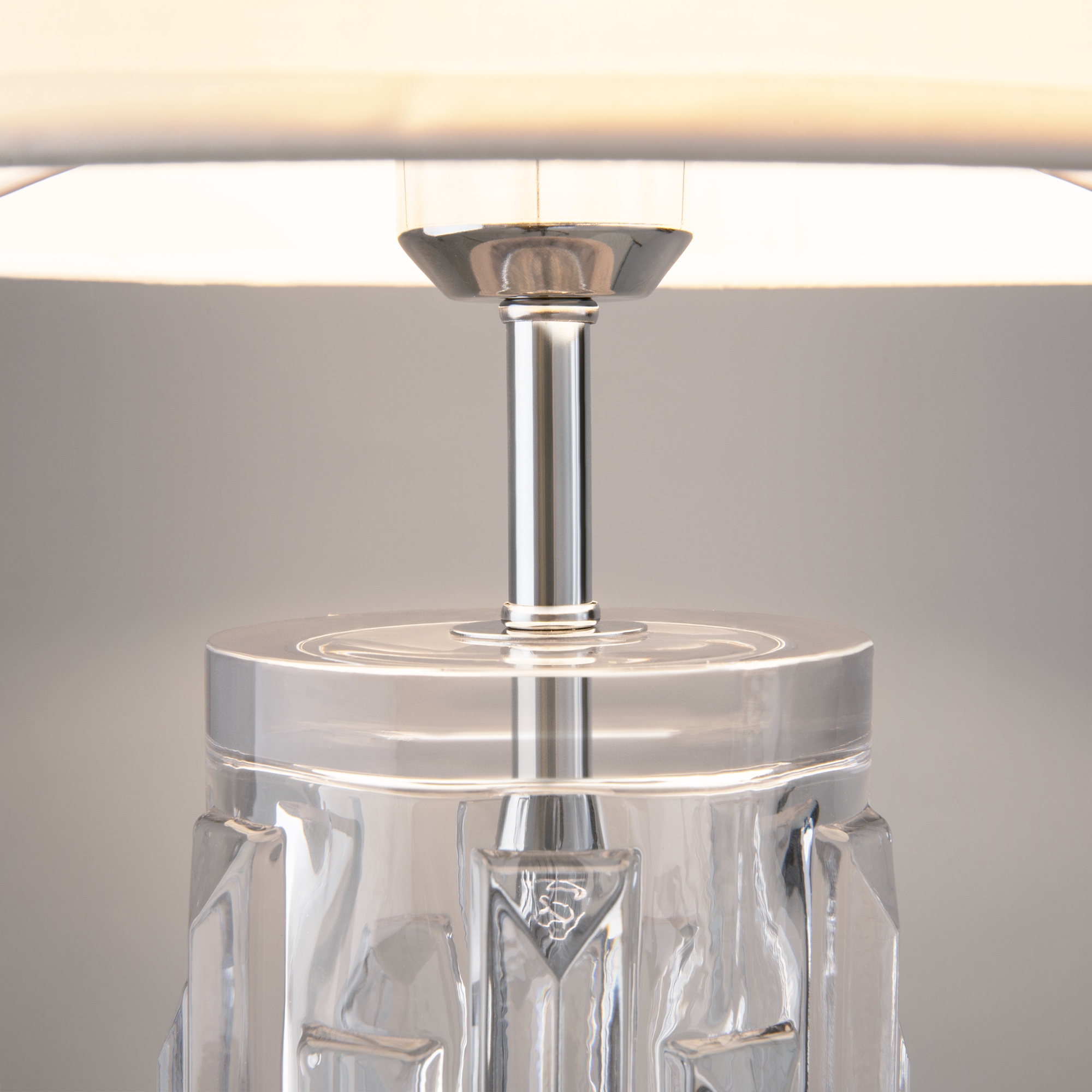 настольная лампа maytoni muse mod304tl-01ch