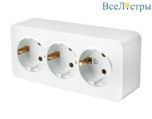 Розетка тройная 2P+PE Stekker София белый MST16-13-01 49306