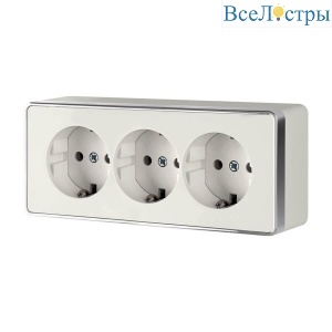 Розетка тройная с заземлением и шторками Werkel Gallant слоновая кость W5073103 4690389163906
