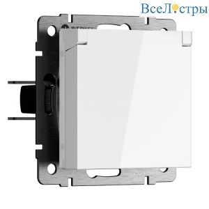 Розетка влагозащищенная с заземлением, с защитной крышкой и шторками Werkel белый W1171201 4690389213144 a069588