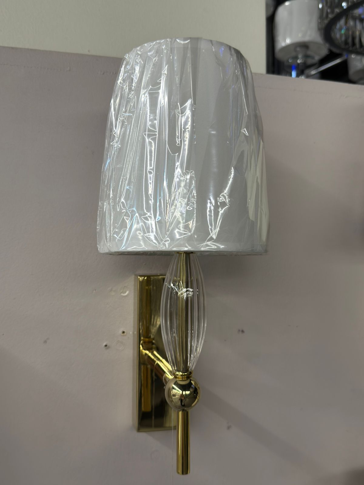 бра newport chelsy 4371/a gold м0070443
