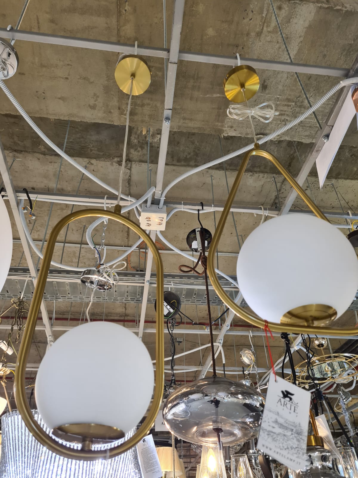 подвесной светильник arte lamp matisse a7745sp-1ab
