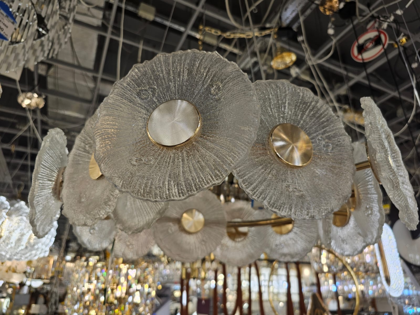 подвесная светодиодная люстра arte lamp cherish a2097lm-90go