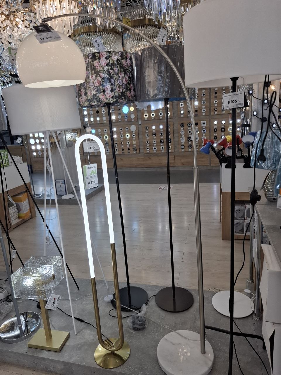 торшер arte lamp goliath a5822pn-1ss
