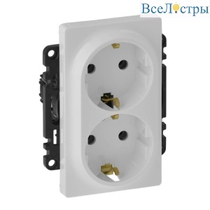 Розетка двойная Legrand Valena Life 16A 250V с/з безвинтовой зажим белая 753127